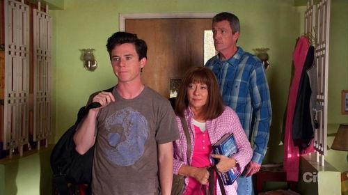 中产家庭 第九季,生活变迁下的家庭故事  第2张