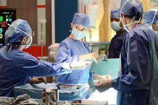 X医生：外科医生大门未知子 电影版,外科医生大门未知子电影版——生死边缘的医者传奇  第3张